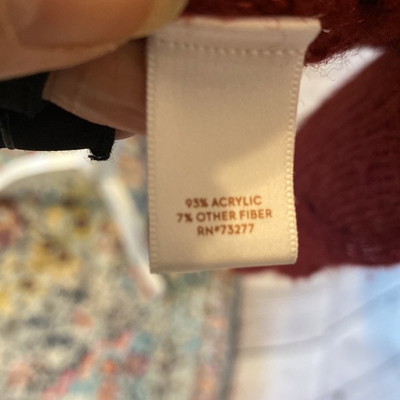 Lauren, Conrad, round neck, long sleeve, pull over sweater, size medium - Picture 5 of 7